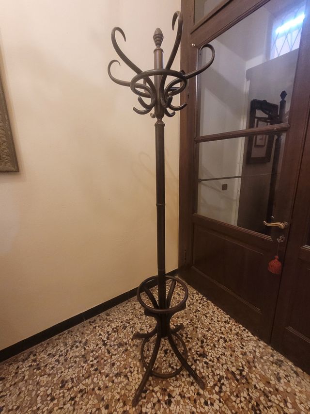 Appendiabiti Thonet anni '70