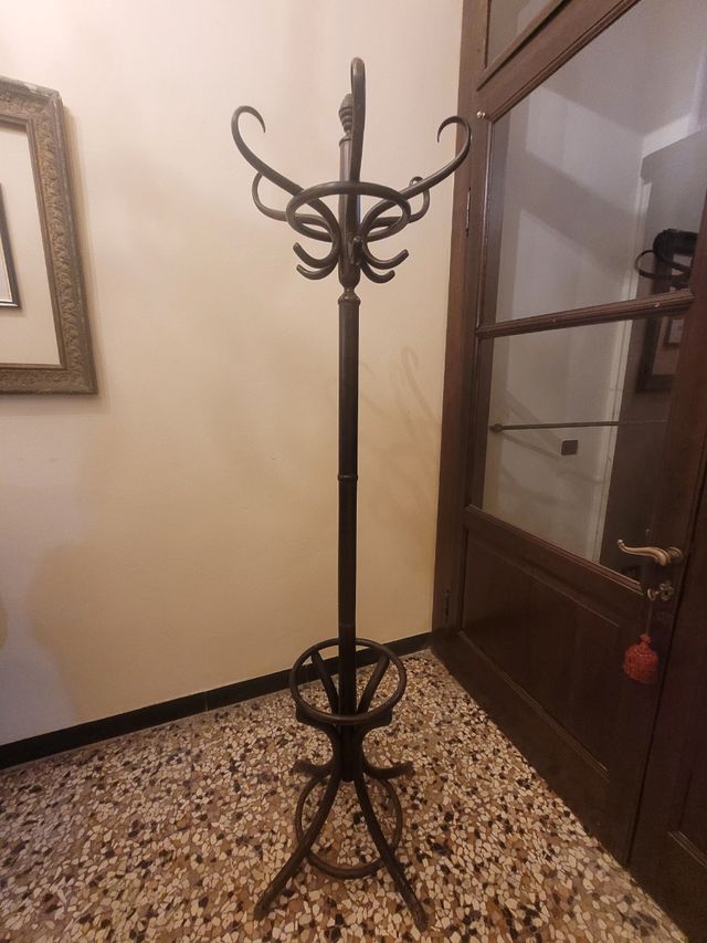 Appendiabiti Thonet anni '70