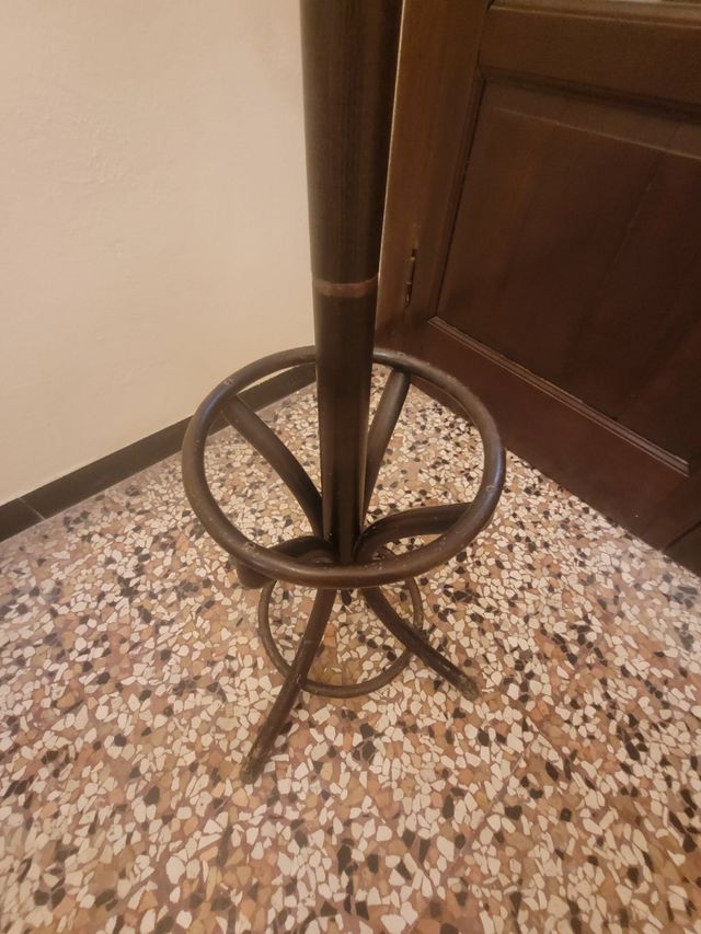 Appendiabiti Thonet anni '70