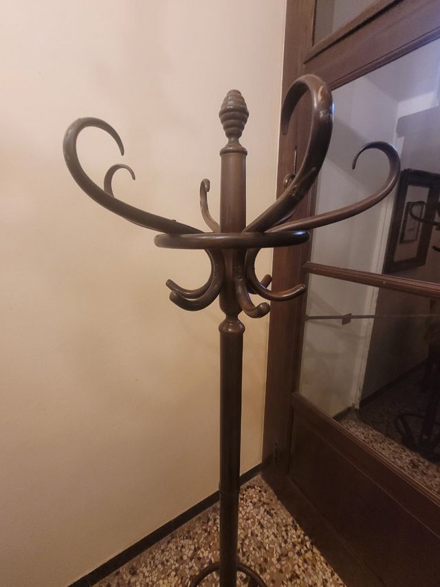 Appendiabiti Thonet anni '70