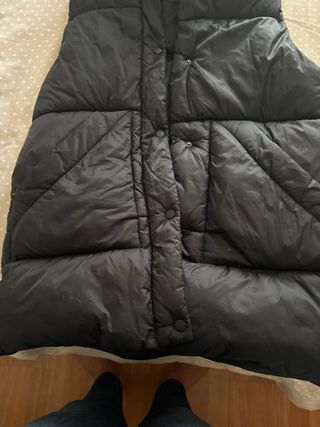 Cazadora capucha sin mangas Zara 13-14