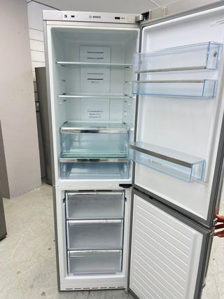 NEVERA COMBI BOSCH NO FROST ENERGÍA A++