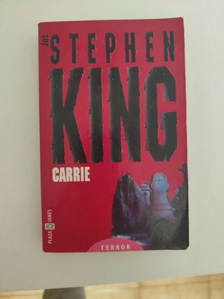 Stephen King - Carrie