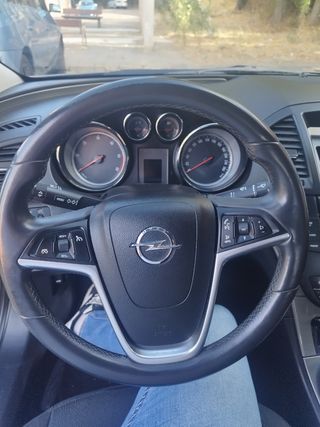 Opel Insignia 2009