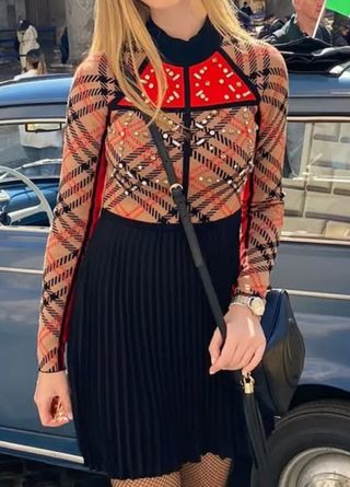 Vestido Beige y Rojo
