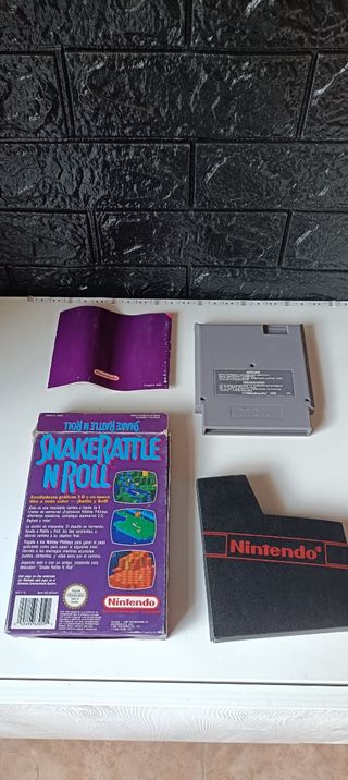 Snake Rattle 'n' Roll NES - Versión Española