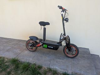 Patinete Eléctrico Aspide con Asiento