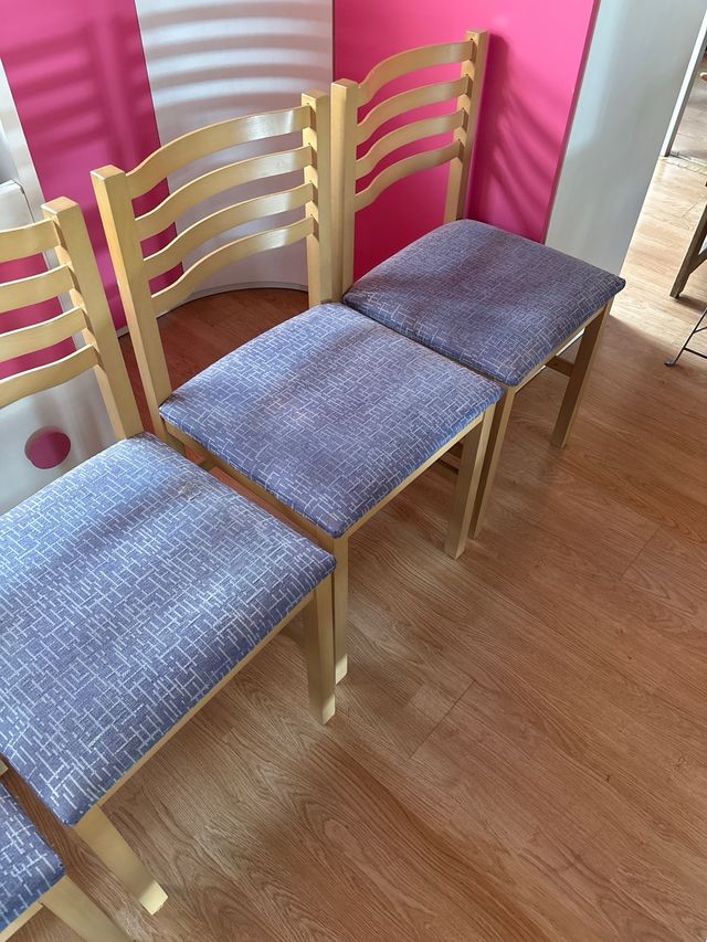 4 Sillas de Comedor Madera y Tela lo