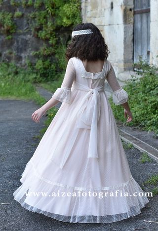 Vestido de comunión rosa y blanco