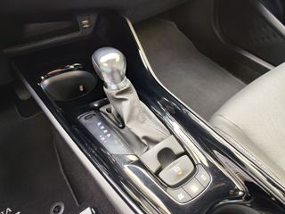 Toyota C-HR Advance Luxury 2.0 180H