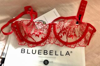 Sujetador Bluebella Rojo 80A Encaje Flores.