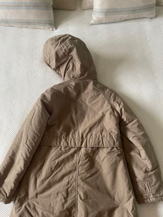 Cazadora Zara Beige con Capucha y Pelo