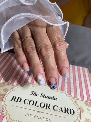 Uñas acrílicas_Semi_Decoración
