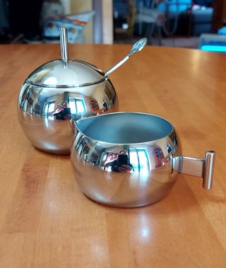 Alessi Zuccheriera e Cremiera Mendini 2001