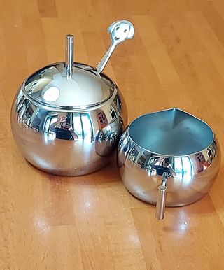 Alessi Zuccheriera e Cremiera Mendini 2001