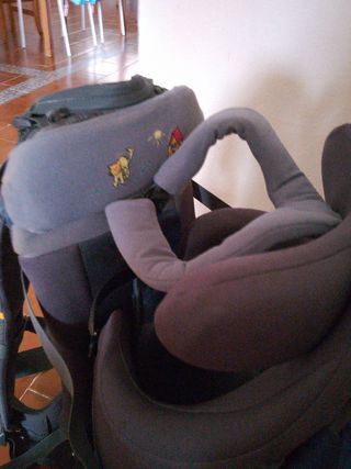 Mochila portabebés Vaude montaña