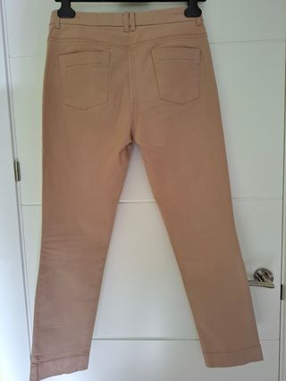 Pantalón beige Zara mujer Talla M