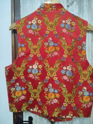 Chaleco Fallero Multicolor Talla sobre una 48

