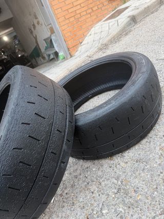 Neumático Pirelli P ZERO RA7+B 235/40 R18