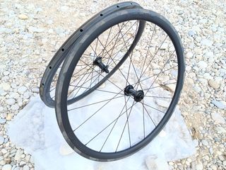 Llantas URSUS MIURA TS37 Carbon Tubular