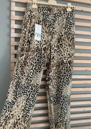 Pantalón Zara Animal Print Talla XS