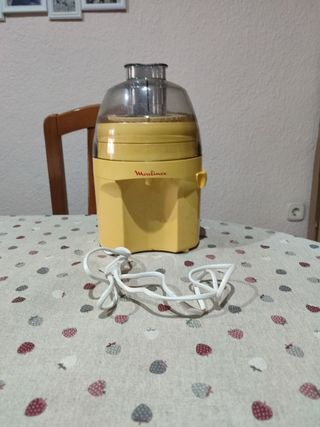 Licuadora Moulinex Amarilla