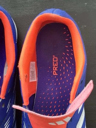 Botas fútbol  Adidas Predator multitaco￼, talla 36