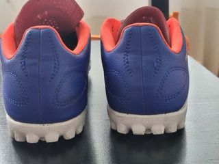 Botas fútbol  Adidas Predator multitaco￼, talla 36