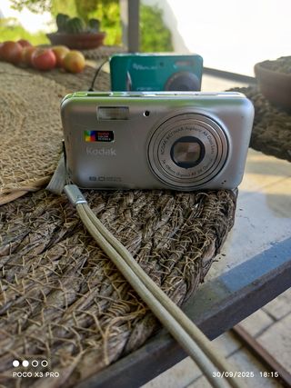 Cámara Digital Kodak 8.0 Megapíxeles