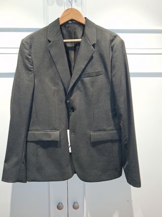 Blazer da uomo grigio Zara
Misura 50