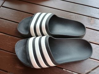 Adidas ciabatte nere/bianche 36