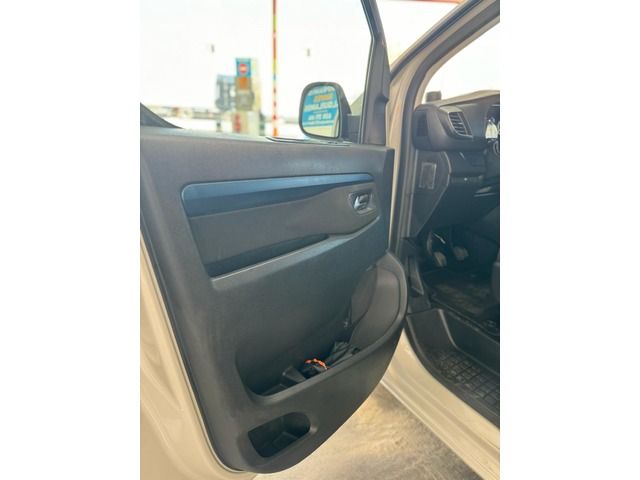 Peugeot Traveller BlueHDi 150 Active Standard 110 kW (150 CV)