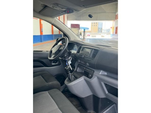 Peugeot Expert Furgon BlueHDi 120 Doble Cabina Pro Long 90 kW (122 CV)