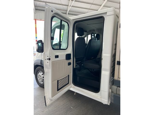 Citroen Jumper Chasis Cabina Doble BlueHDi 160 35 Heavy L4 118 kW (160 CV)