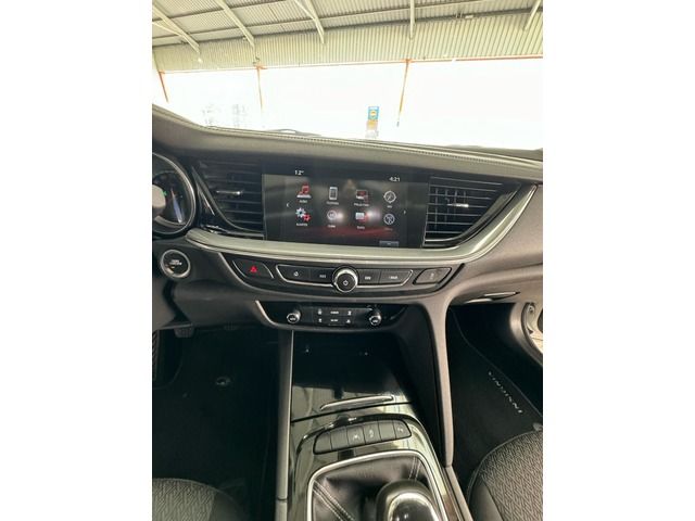 Opel Insignia Sports Tourer 1.6 CDTI S&S Turbo D Selective 100 kW (136 CV)