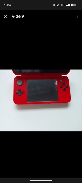 Nintendo 2DS XL Poké Ball + 2 juegos