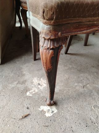 N. 7 Sedie imbottite in legno marrone