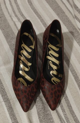 Zapatos de tacón Cuple hecho en españa con estampa