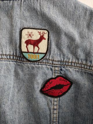 Cazadora vaquera Pull&Bear con parches