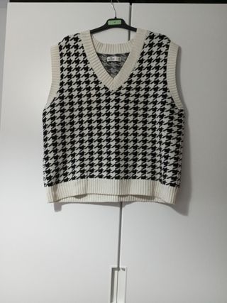Chaleco Hollister Negro y Blanco Talla M