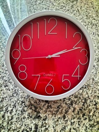 Orologio da parete rosso