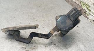 42983 pedal del acelerador 52079216 jeep cherokee