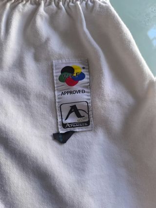 Karategui kimono kata Arawaza para kárate 