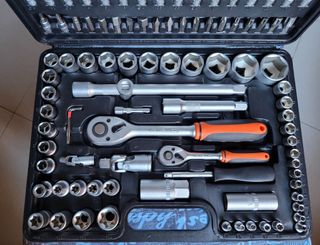 MALETIN 108 PIEZAS HERRAMIENTAS NUEVO _