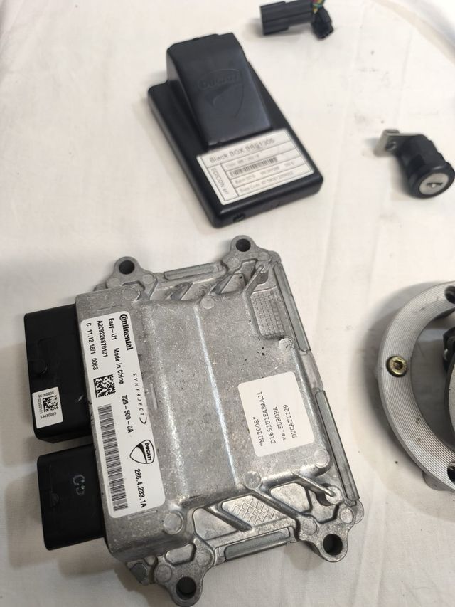 Kit Chiavi Ducati Monster 1200 R 2017