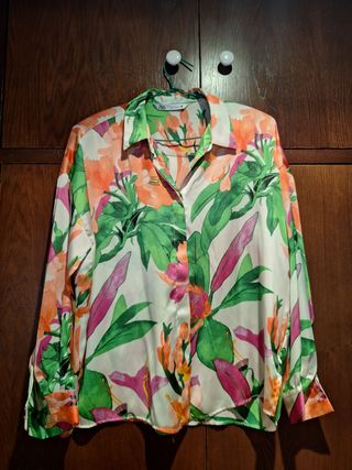 Camisa Zara flores M