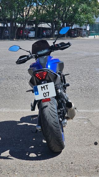 Paramanos y Cúpula Yamaha MT-07