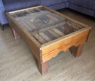 Mesa de Centro de Madera con Tapa de Cristal