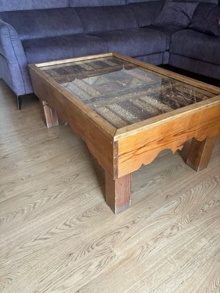 Mesa de Centro de Madera con Tapa de Cristal