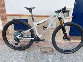 Bicicleta BH Lynx SLS